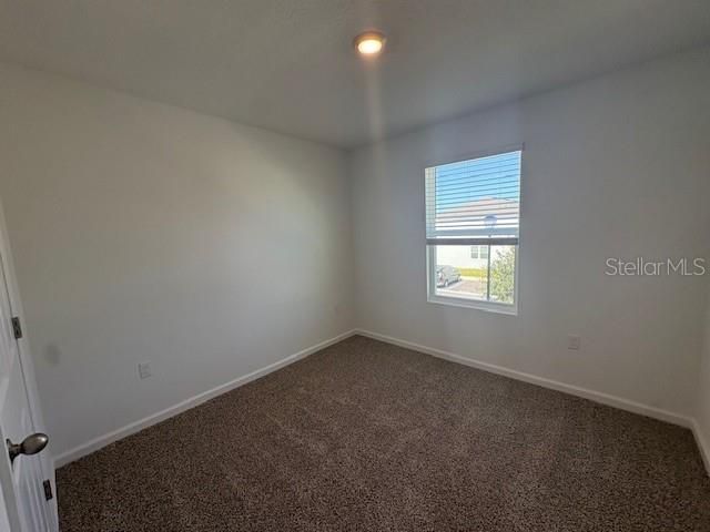 Active With Contract: $275,990 (3 beds, 2 baths, 1308 Square Feet)