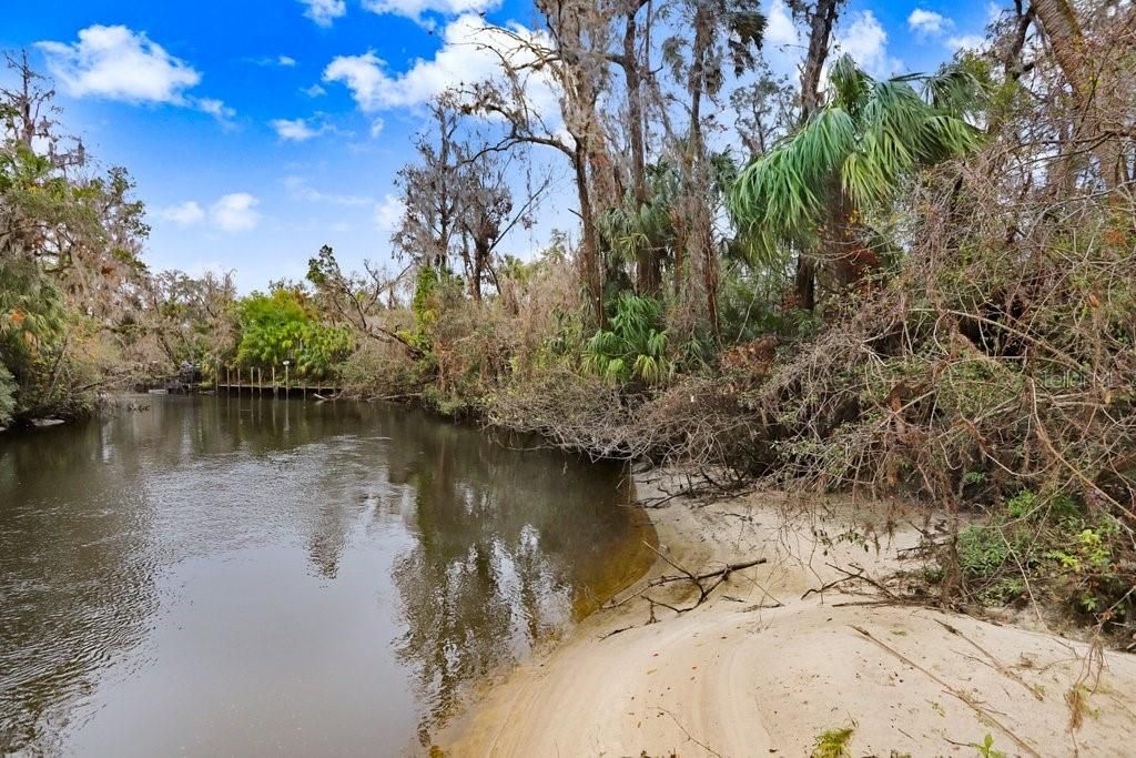 待售: $200,000 (0.63 acres)