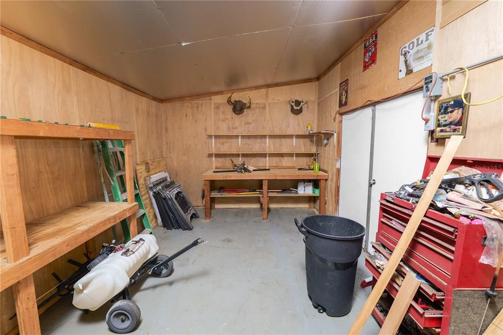 For Sale: $260,000 (3 beds, 2 baths, 1135 Square Feet)