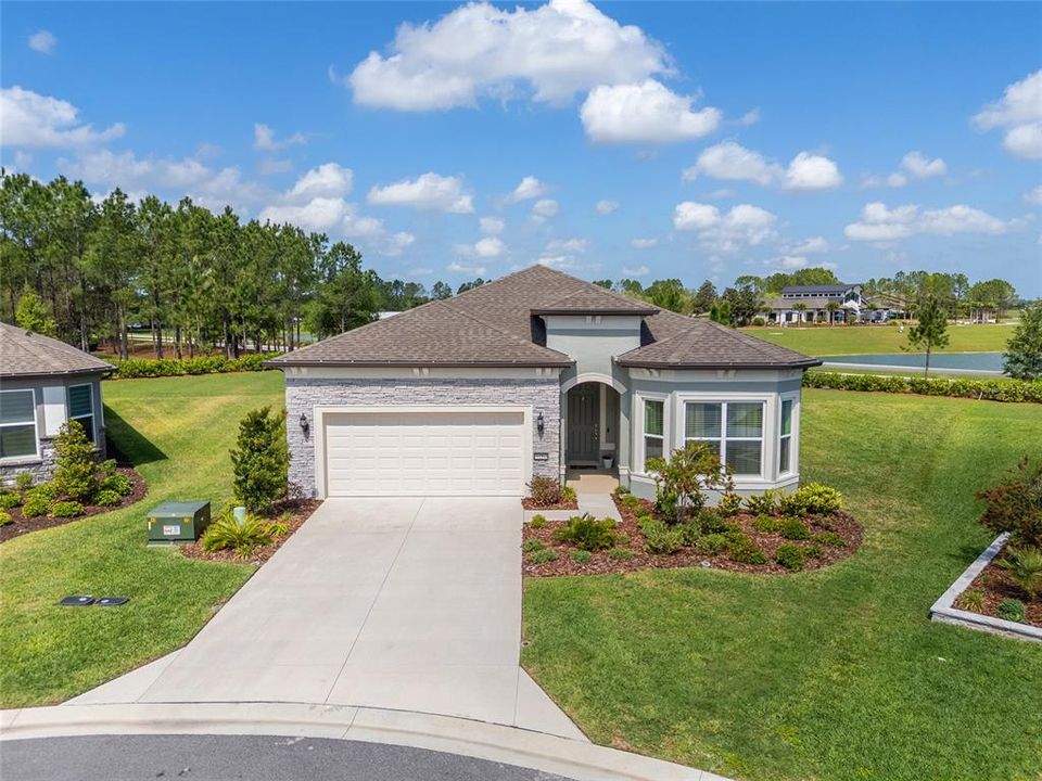 На продажу: $499,900 (2 спален, 2 ванн, 2110 Квадратных фут)