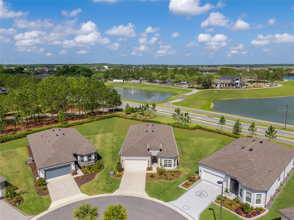 На продажу: $499,900 (2 спален, 2 ванн, 2110 Квадратных фут)