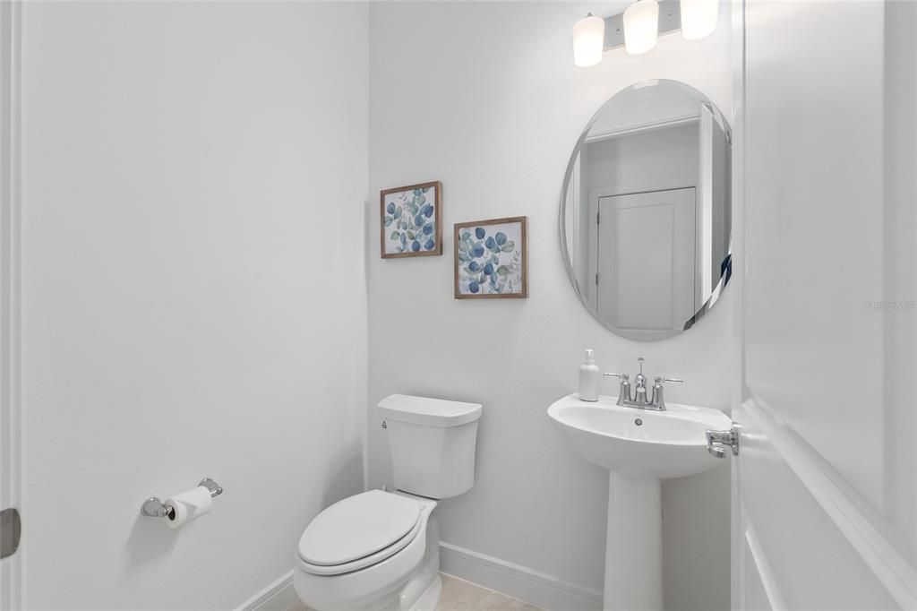 На продажу: $499,900 (2 спален, 2 ванн, 2110 Квадратных фут)