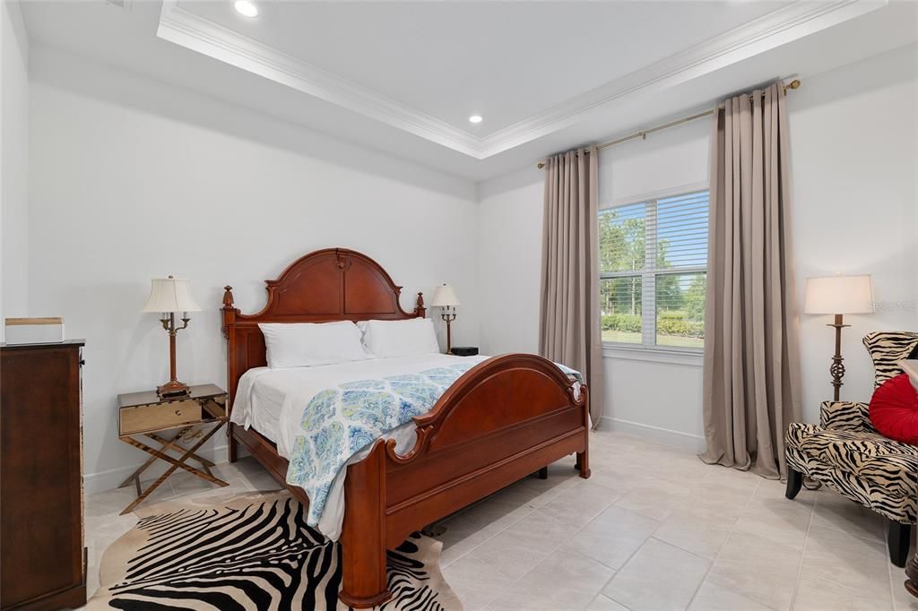 На продажу: $499,900 (2 спален, 2 ванн, 2110 Квадратных фут)