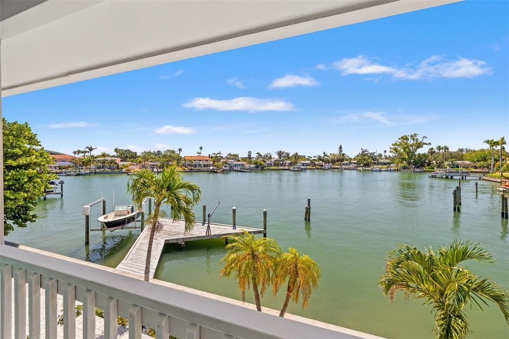 En Venta: $1,575,000 (3 camas, 3 baños, 1793 Pies cuadrados)