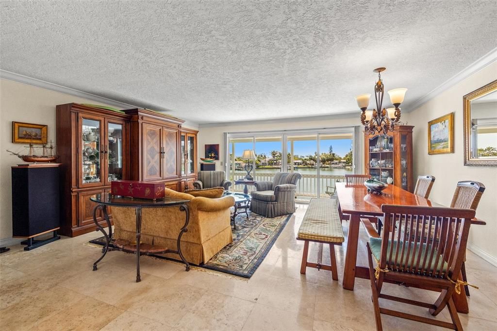 En Venta: $1,575,000 (3 camas, 3 baños, 1793 Pies cuadrados)