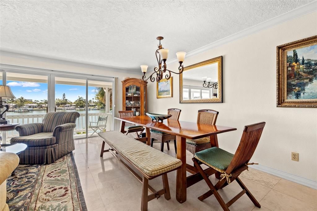 En Venta: $1,575,000 (3 camas, 3 baños, 1793 Pies cuadrados)