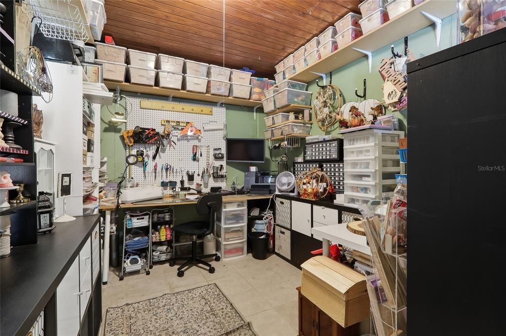 合同活跃: $239,900 (3 贝兹, 2 浴室, 1427 平方英尺)