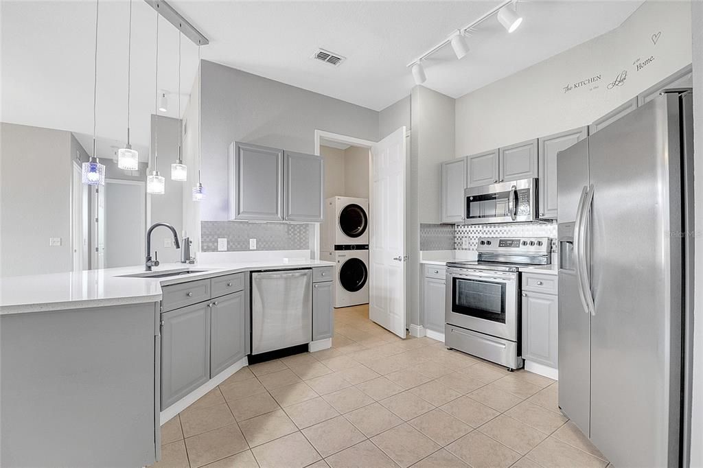 В аренду: $1,950 (3 спален, 2 ванн, 1542 Квадратных фут)