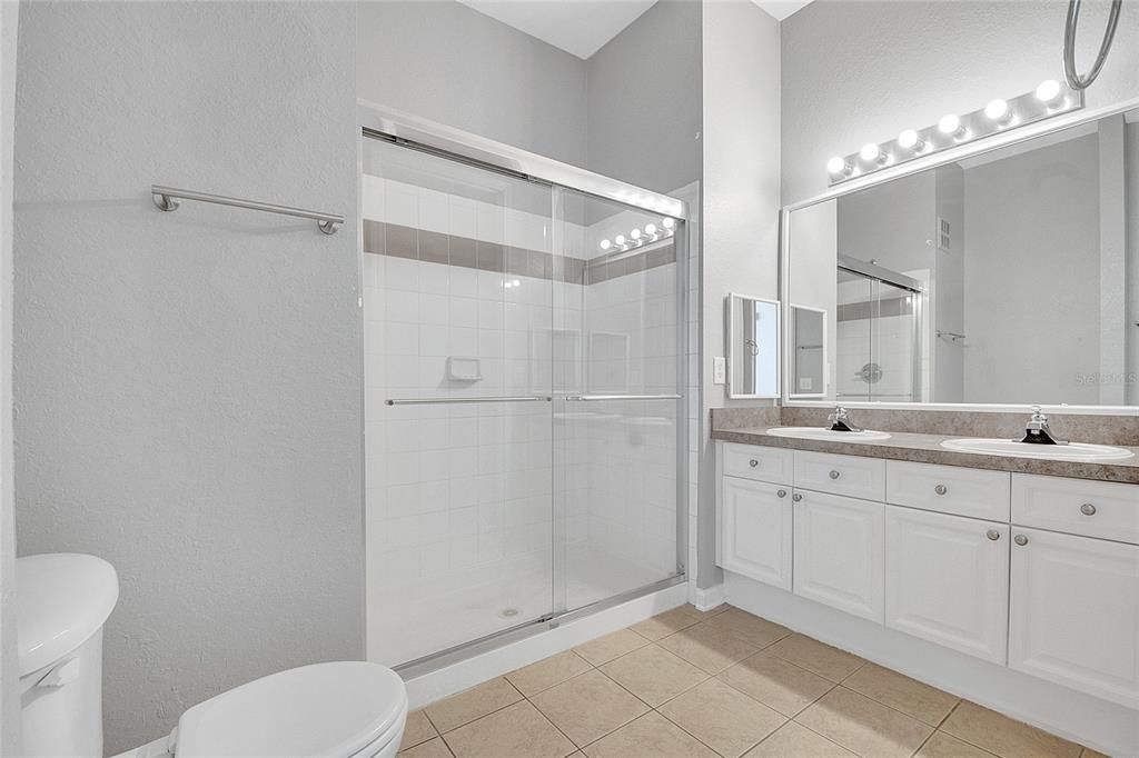 В аренду: $1,950 (3 спален, 2 ванн, 1542 Квадратных фут)