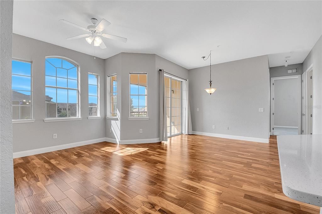 В аренду: $1,950 (3 спален, 2 ванн, 1542 Квадратных фут)