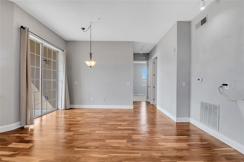 В аренду: $1,950 (3 спален, 2 ванн, 1542 Квадратных фут)