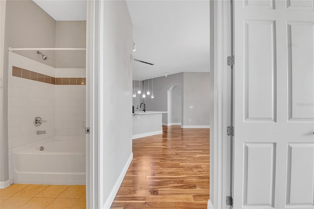 В аренду: $1,950 (3 спален, 2 ванн, 1542 Квадратных фут)