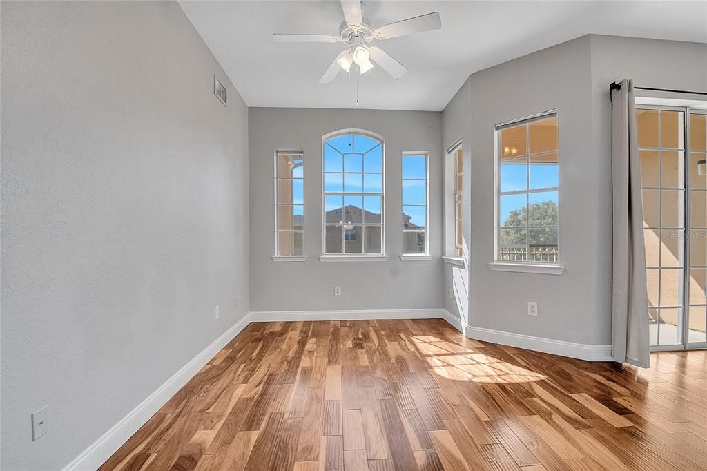 В аренду: $1,950 (3 спален, 2 ванн, 1542 Квадратных фут)