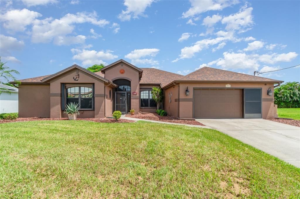 На продажу: $415,000 (3 спален, 2 ванн, 2640 Квадратных фут)