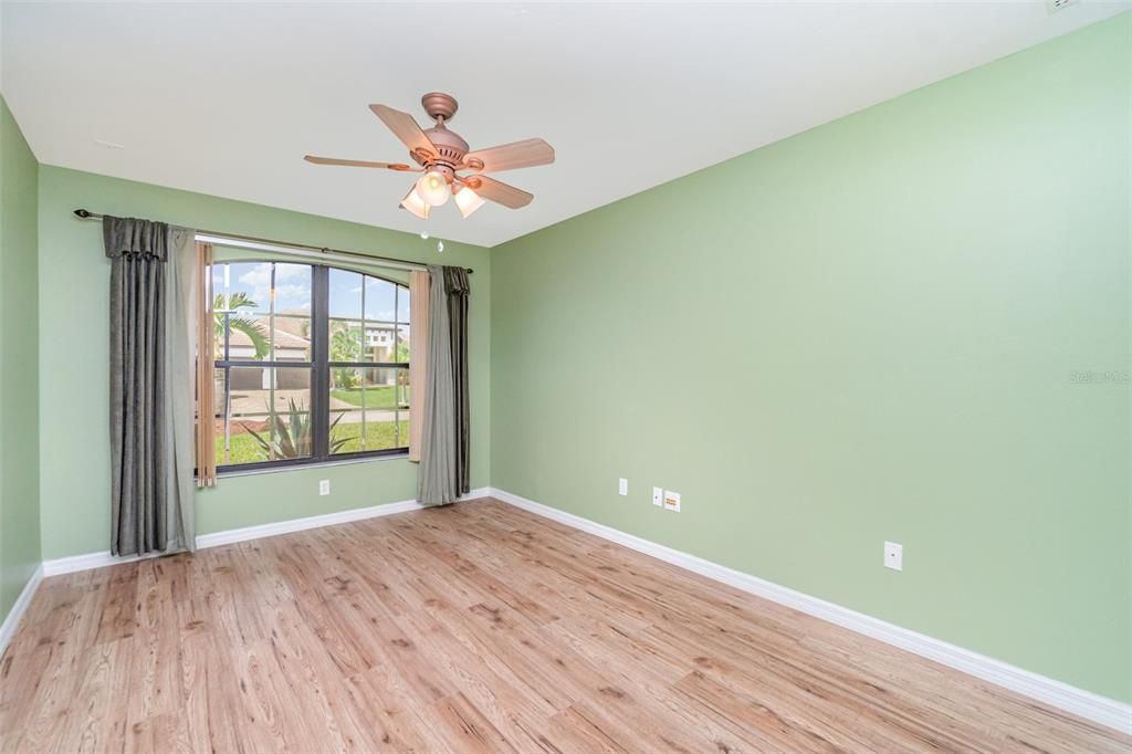 На продажу: $415,000 (3 спален, 2 ванн, 2640 Квадратных фут)