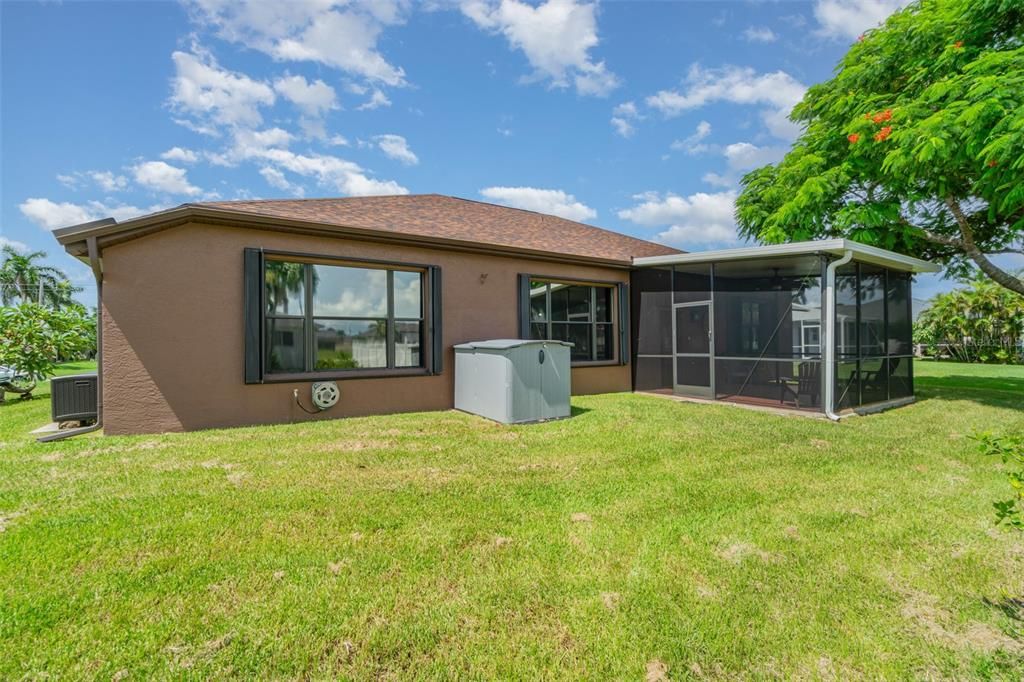 На продажу: $415,000 (3 спален, 2 ванн, 2640 Квадратных фут)