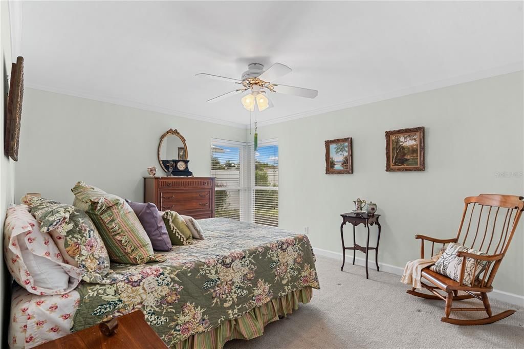 Active With Contract: $645,000 (3 beds, 2 baths, 1749 Square Feet)