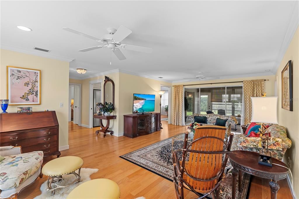 Active With Contract: $645,000 (3 beds, 2 baths, 1749 Square Feet)