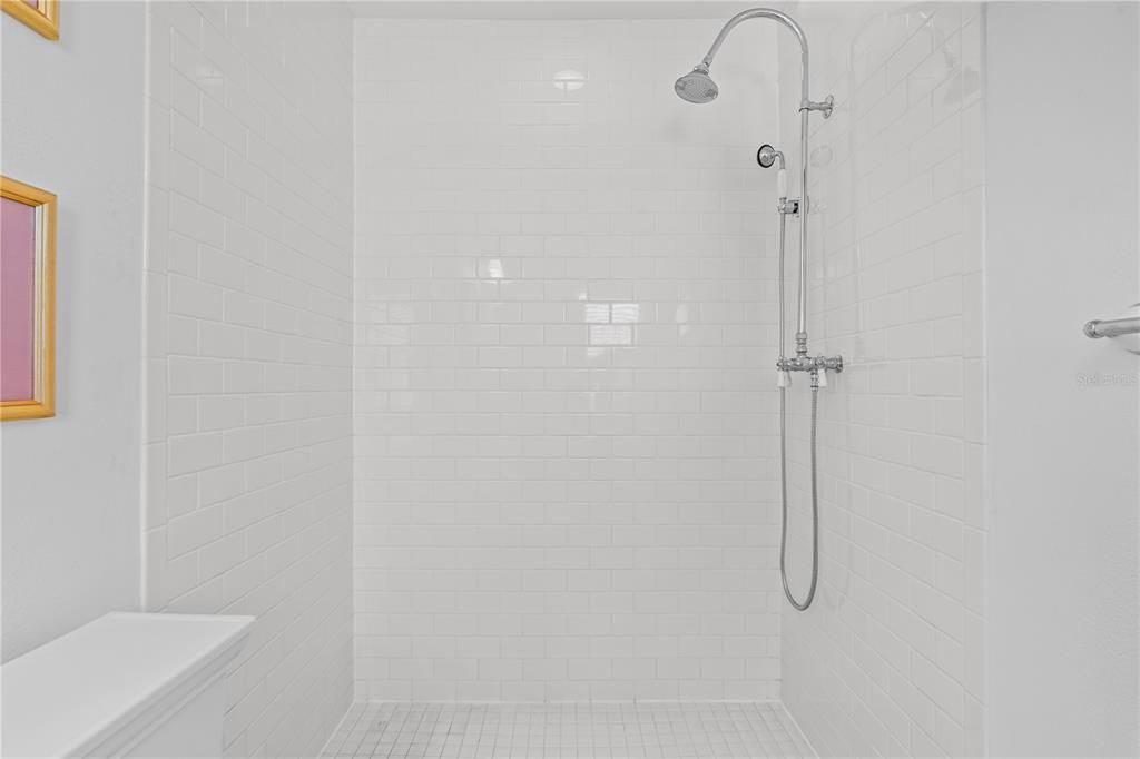 Active With Contract: $645,000 (3 beds, 2 baths, 1749 Square Feet)