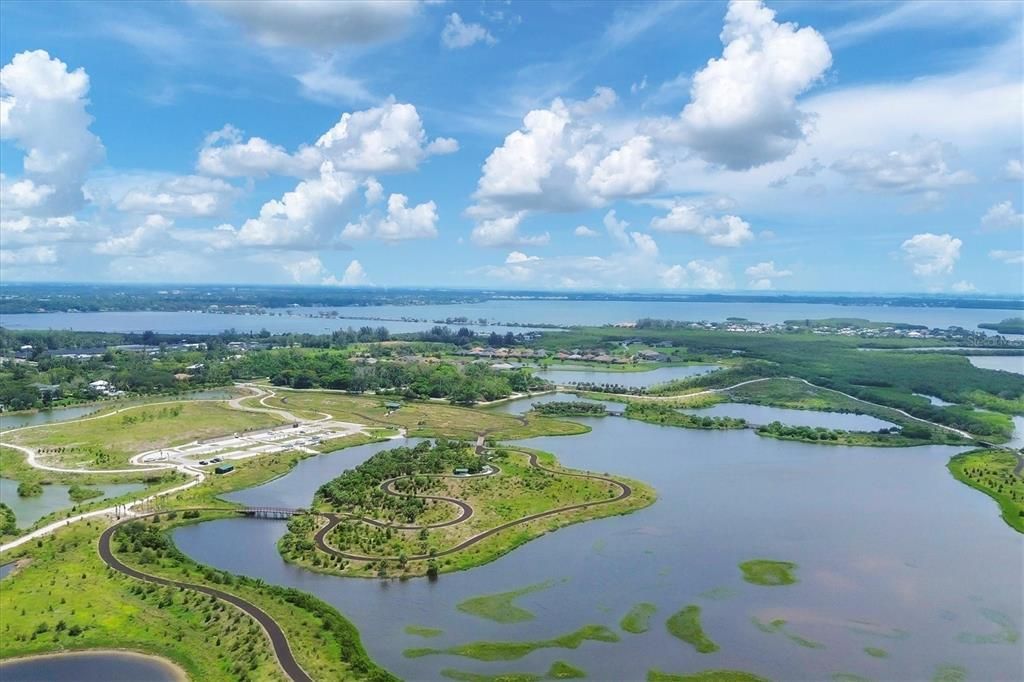 На продажу: $985,000 (0.27 acres)