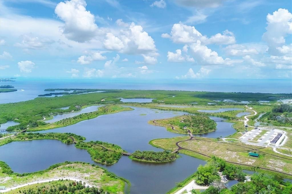 На продажу: $985,000 (0.27 acres)