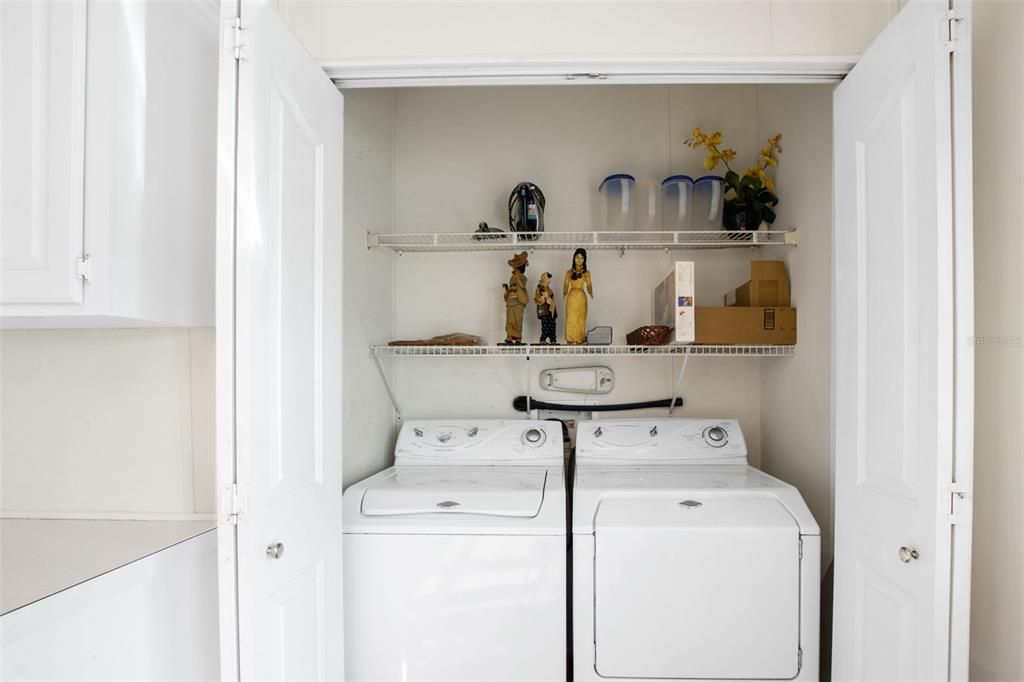 Active With Contract: $194,000 (3 beds, 2 baths, 1568 Square Feet)