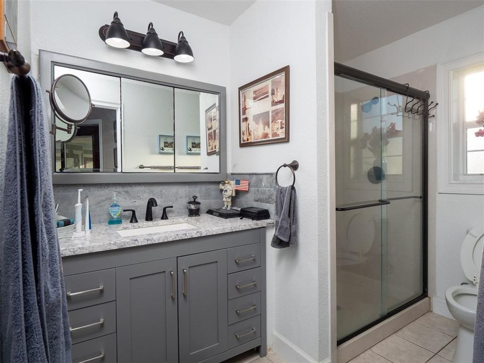 For Sale: $1,595,000 (5 beds, 3 baths, 4044 Square Feet)