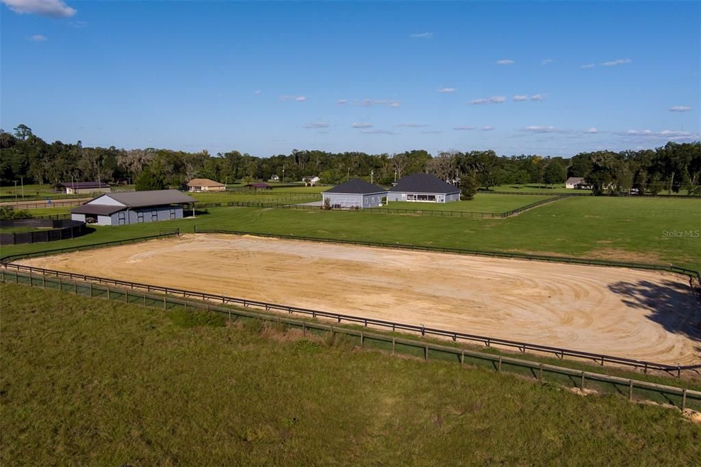 For Sale: $1,595,000 (5 beds, 3 baths, 4044 Square Feet)