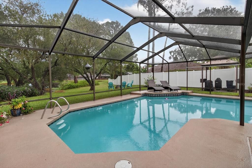 Activo con contrato: $449,000 (3 camas, 2 baños, 1848 Pies cuadrados)