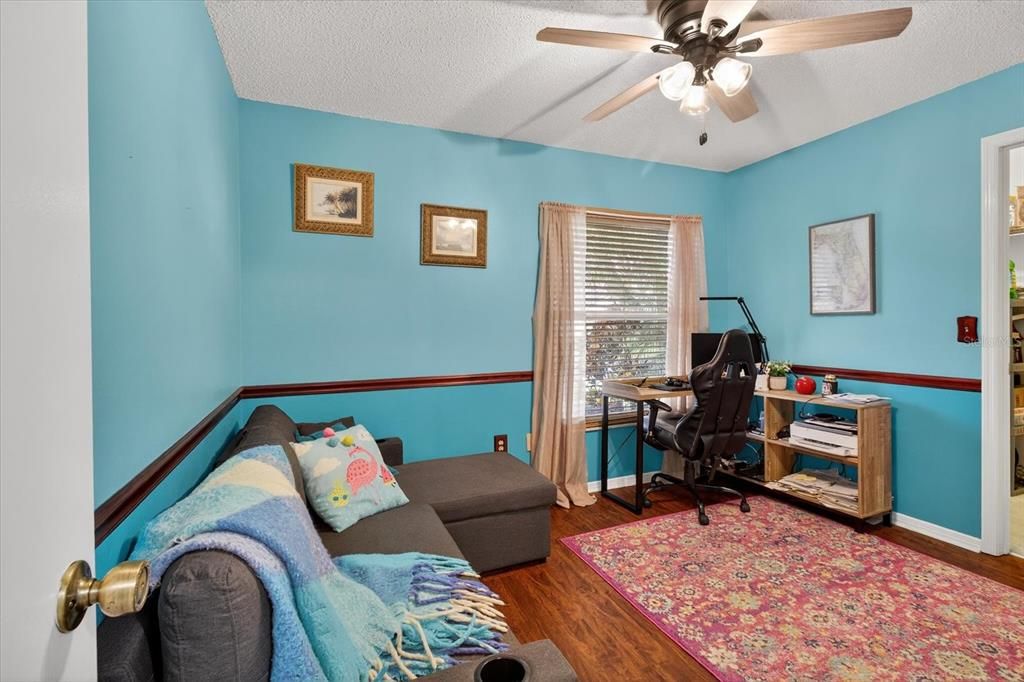 Activo con contrato: $449,000 (3 camas, 2 baños, 1848 Pies cuadrados)