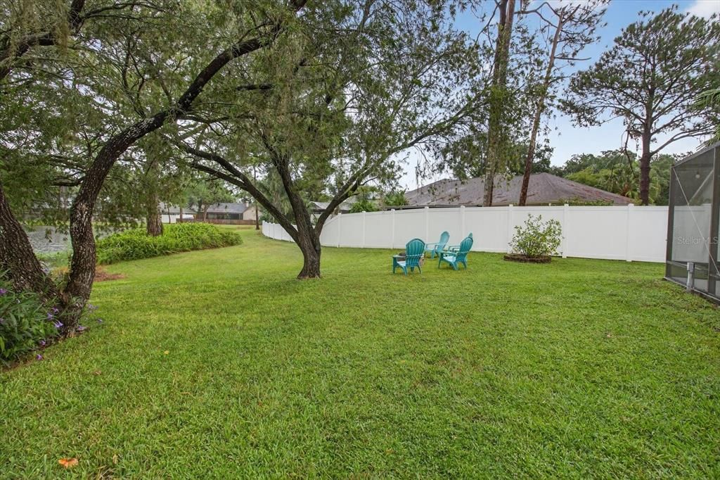 Activo con contrato: $449,000 (3 camas, 2 baños, 1848 Pies cuadrados)