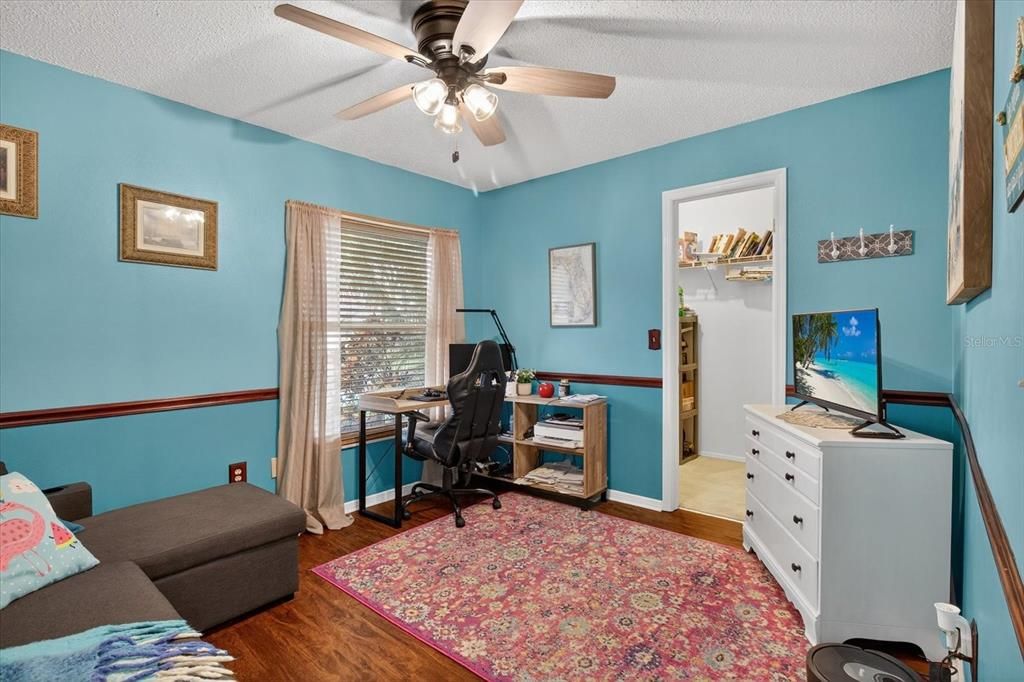 Activo con contrato: $449,000 (3 camas, 2 baños, 1848 Pies cuadrados)