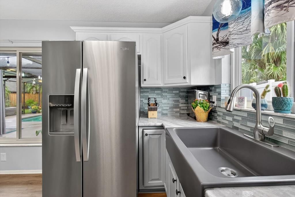 Activo con contrato: $449,000 (3 camas, 2 baños, 1848 Pies cuadrados)