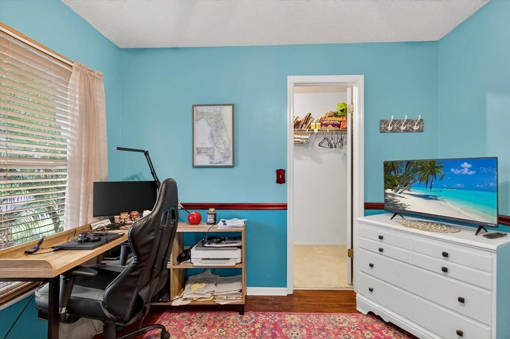 Activo con contrato: $449,000 (3 camas, 2 baños, 1848 Pies cuadrados)