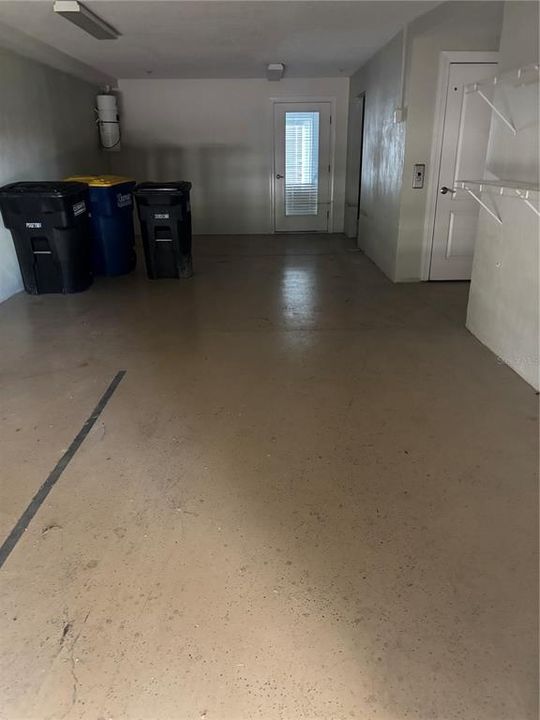 出租: $4,995 (3 贝兹, 3 浴室, 2041 平方英尺)