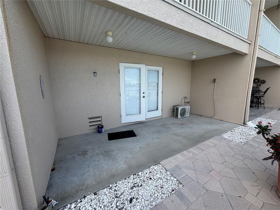 出租: $4,995 (3 贝兹, 3 浴室, 2041 平方英尺)