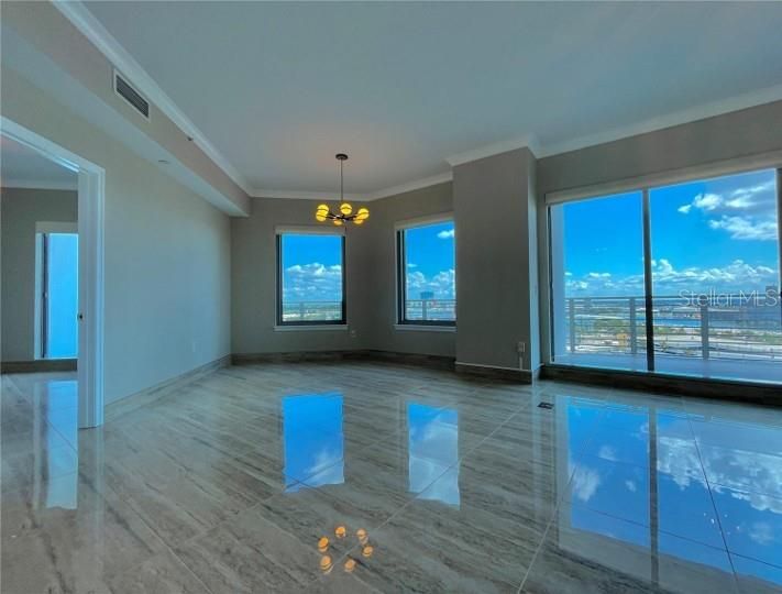 出租: $6,500 (3 贝兹, 3 浴室, 1733 平方英尺)