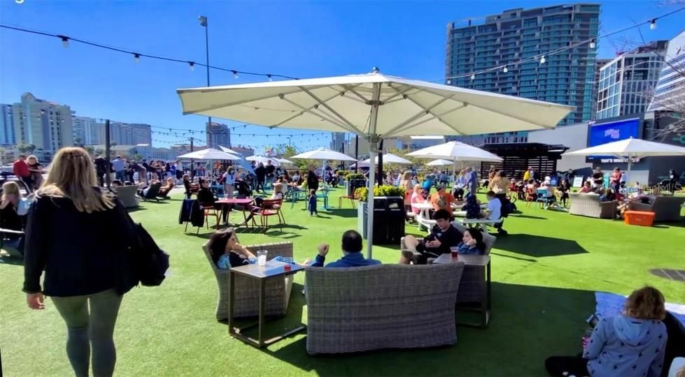 出租: $6,500 (3 贝兹, 3 浴室, 1733 平方英尺)