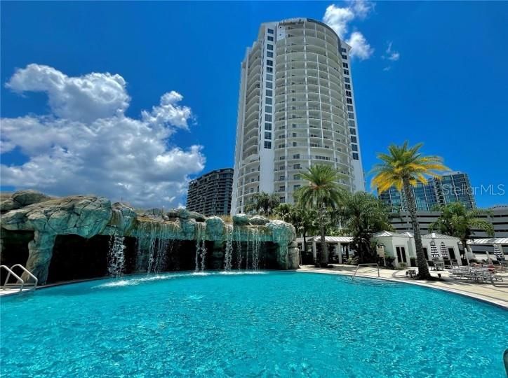 出租: $6,500 (3 贝兹, 3 浴室, 1733 平方英尺)