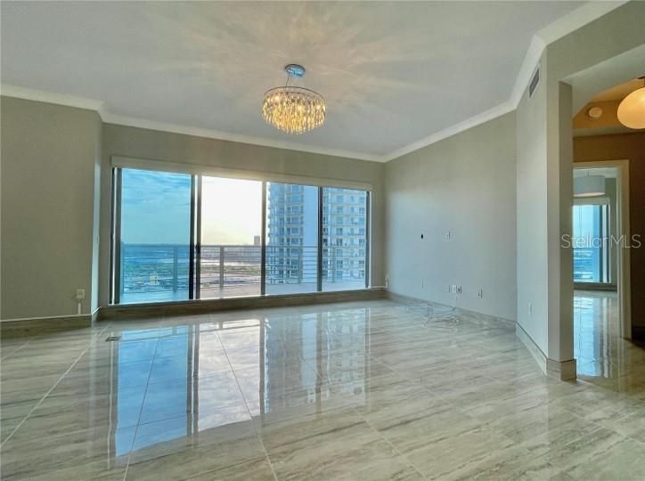 出租: $6,500 (3 贝兹, 3 浴室, 1733 平方英尺)