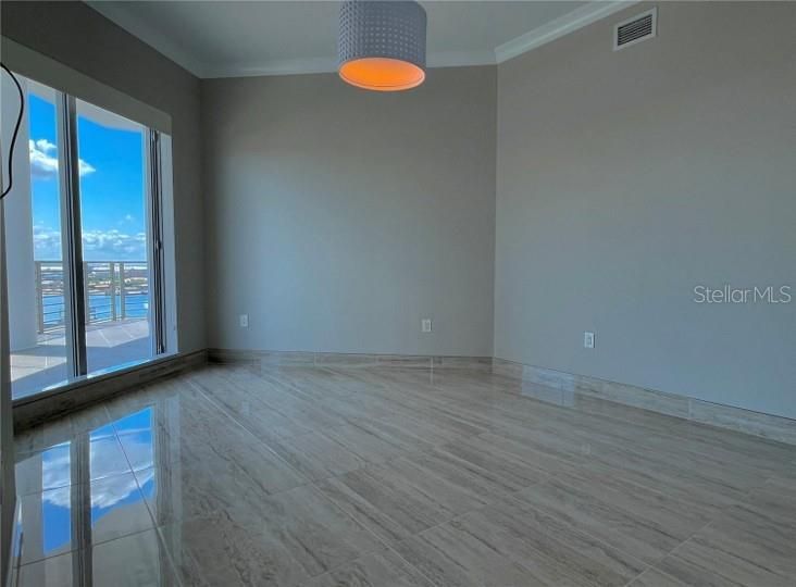 出租: $6,500 (3 贝兹, 3 浴室, 1733 平方英尺)