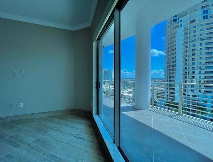 出租: $6,500 (3 贝兹, 3 浴室, 1733 平方英尺)