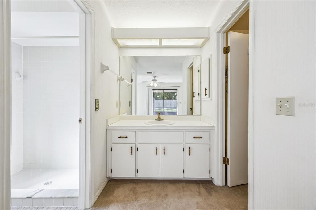 Active With Contract: $280,000 (3 beds, 2 baths, 1396 Square Feet)