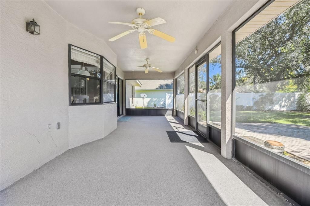 Active With Contract: $280,000 (3 beds, 2 baths, 1396 Square Feet)