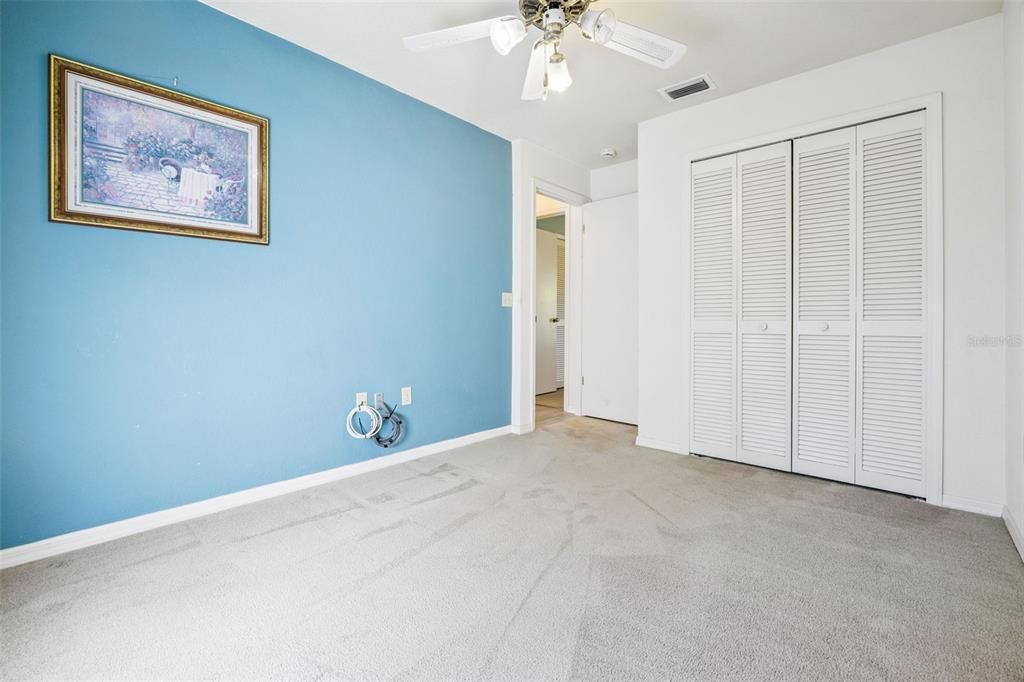 Active With Contract: $280,000 (3 beds, 2 baths, 1396 Square Feet)