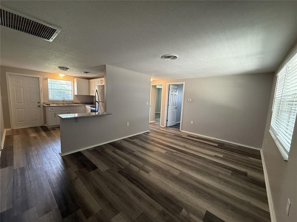 En Renta: $1,700 (3 camas, 1 baños, 1022 Pies cuadrados)