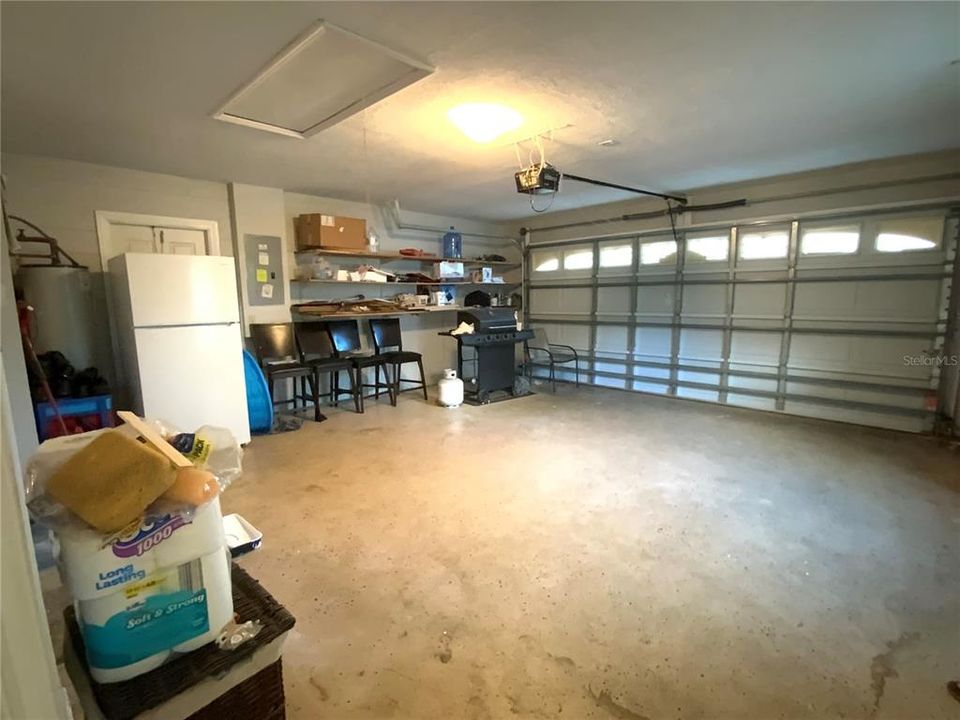 Activo con contrato: $259,900 (3 camas, 2 baños, 1781 Pies cuadrados)