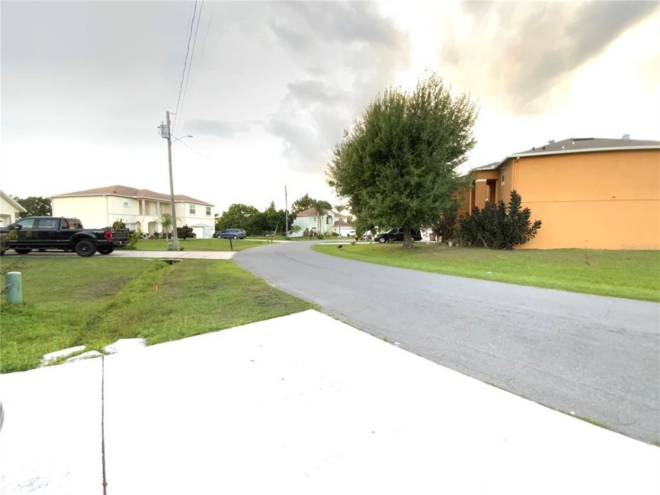 Activo con contrato: $259,900 (3 camas, 2 baños, 1781 Pies cuadrados)