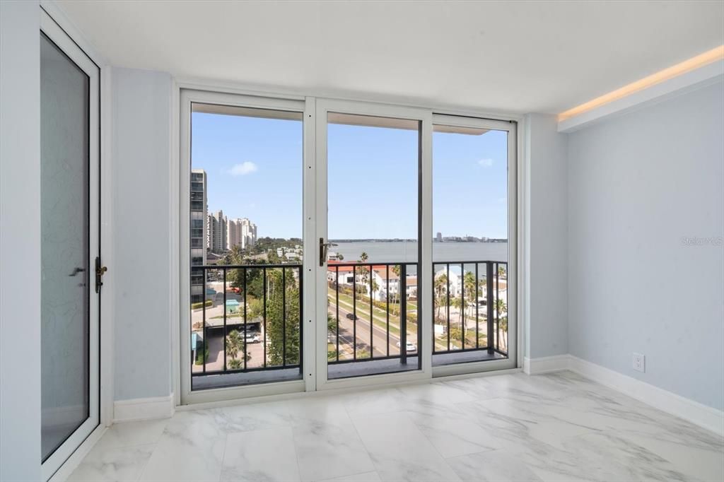 For Rent: $5,000 (2 beds, 2 baths, 1392 Square Feet)