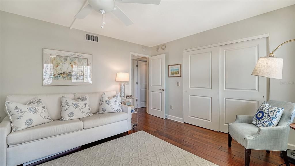 Active With Contract: $1,370,000 (2 beds, 2 baths, 1456 Square Feet)